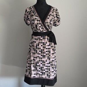 Women's BCBG Maxazria size Med wrap look dress